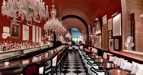 Baccarat Lounge .